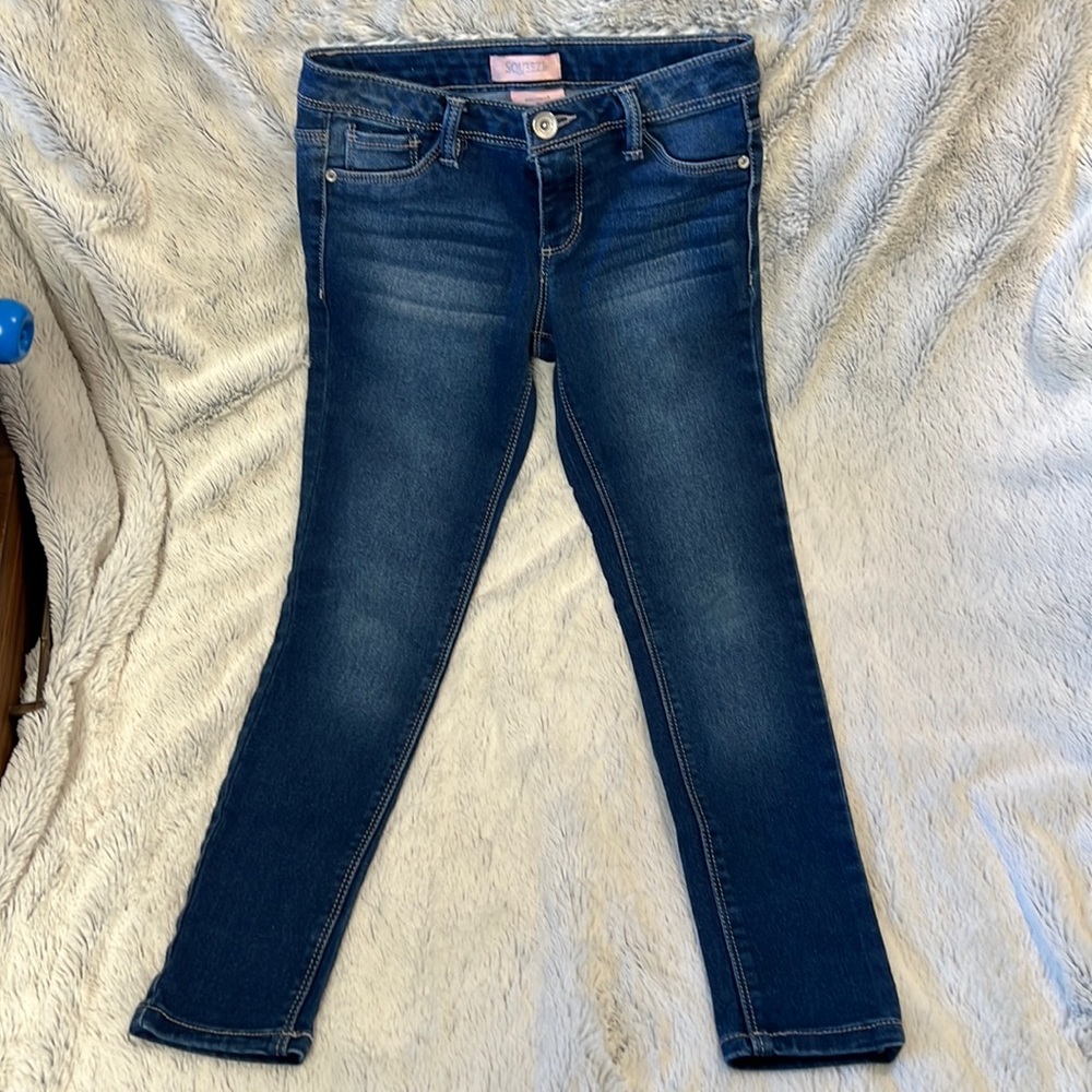 Squeeze size 8 skinny jeans